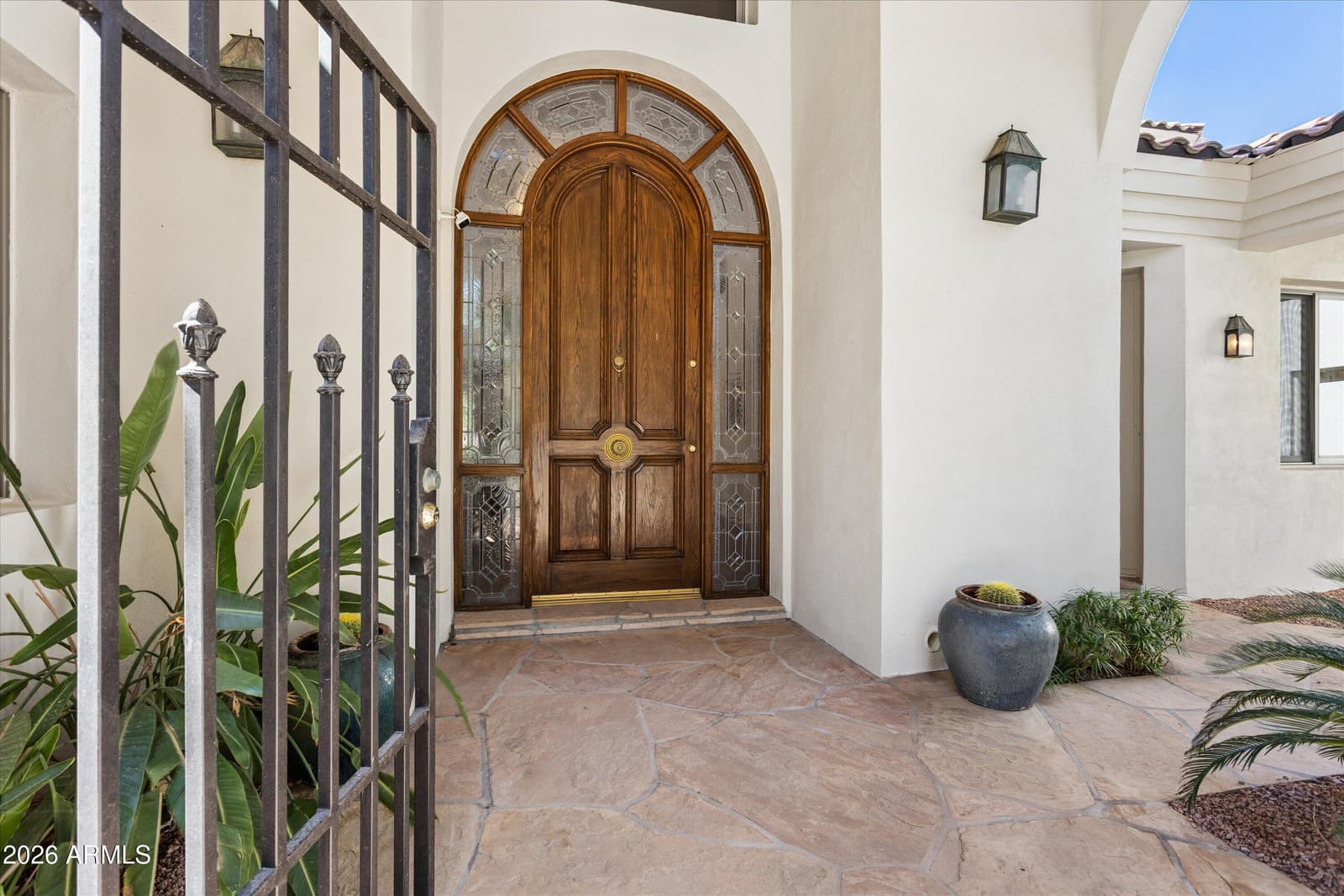 5912 E SAPPHIRE Lane, Paradise Valley, AZ 85253 — photo 4 of 105