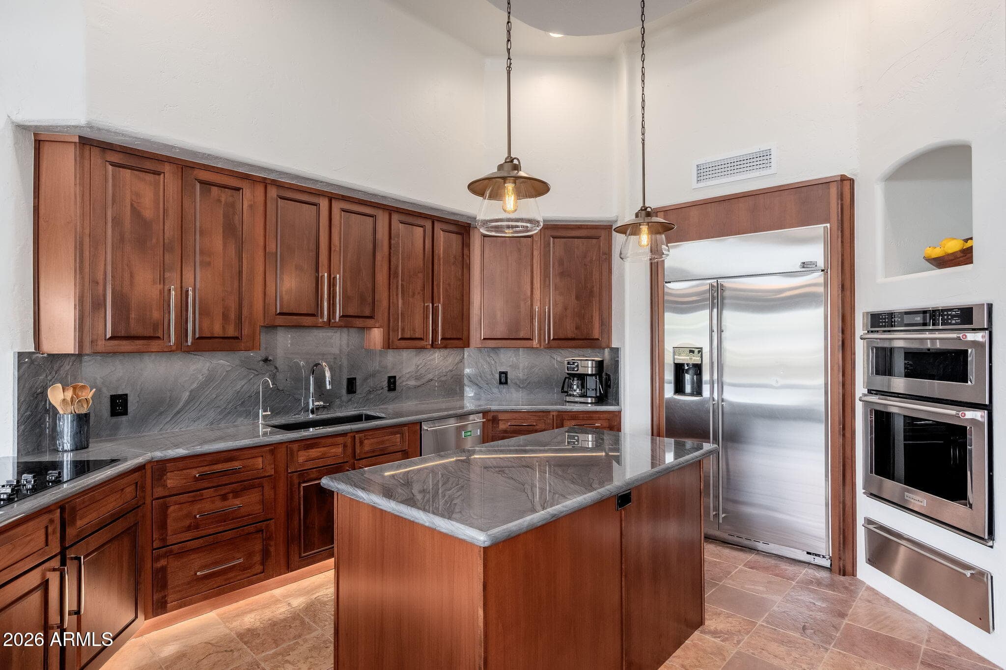 10958 E SUTHERLAND Way, Scottsdale, AZ 85262 — photo 11 of 57