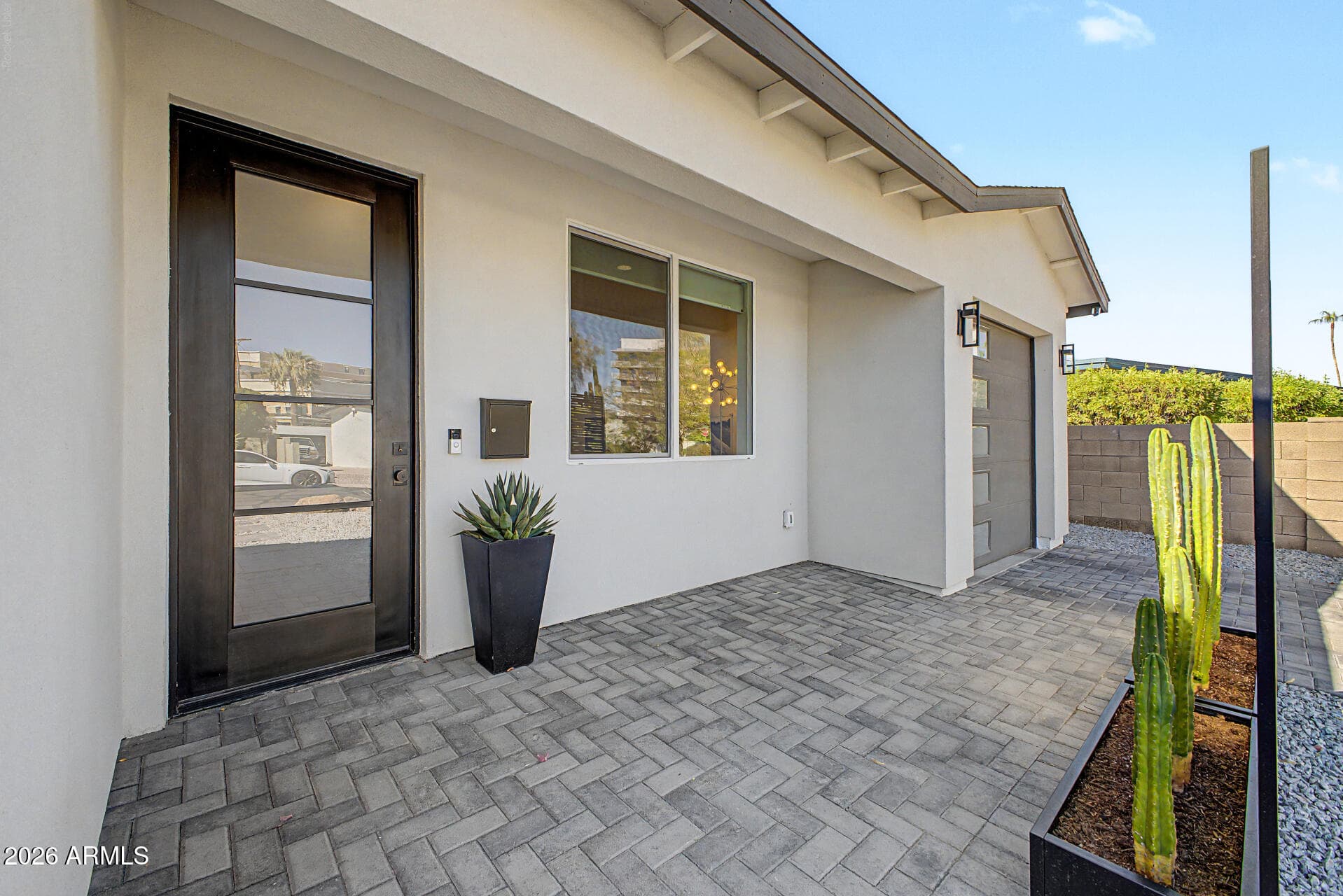 6736 E 1ST Avenue, Scottsdale, AZ 85251 — photo 3 of 56