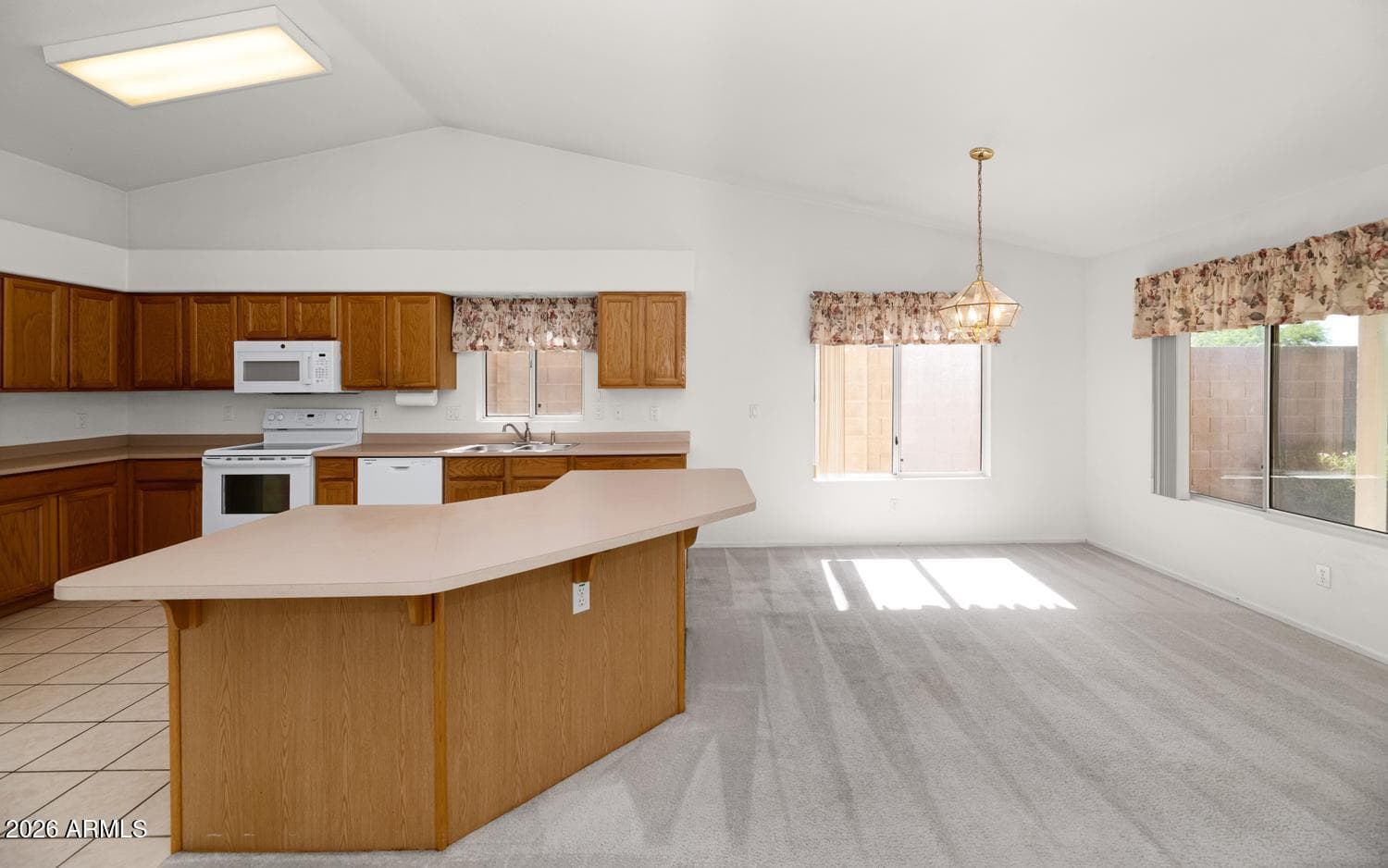 2315 E EDNA Avenue, Phoenix, AZ 85022 — photo 11 of 31