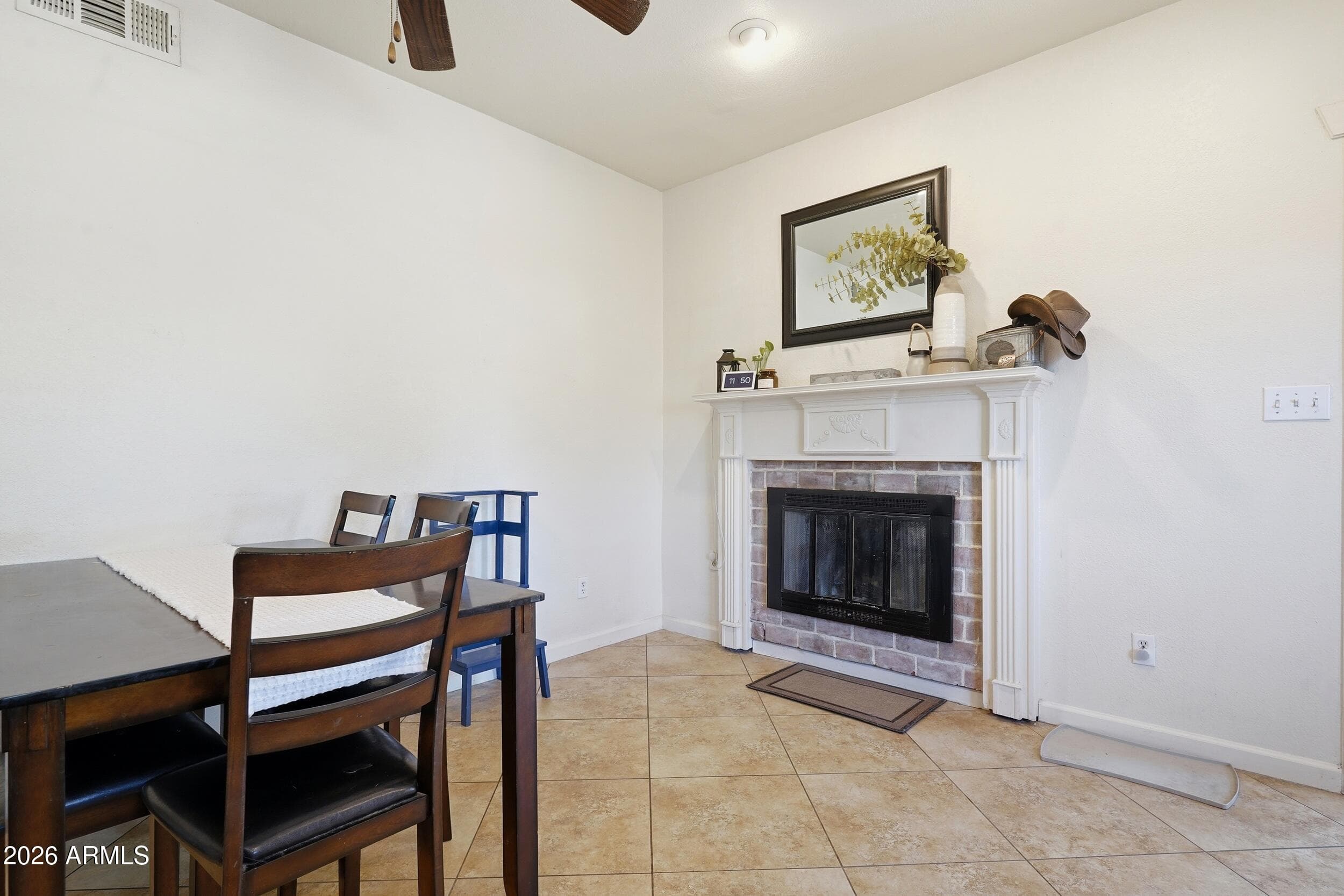 2910 N VILLAS Lane, Chandler, AZ 85224 — photo 16 of 44