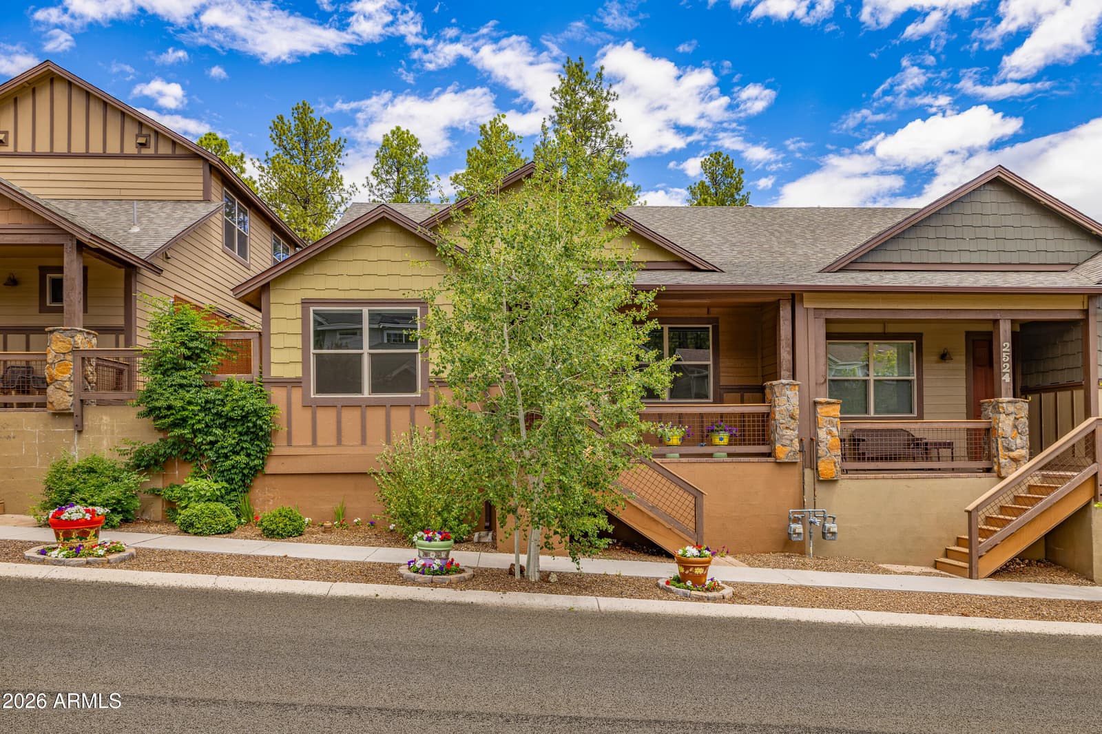 2526 W Josselyn Drive, Flagstaff, AZ 86001 — photo 1 of 22