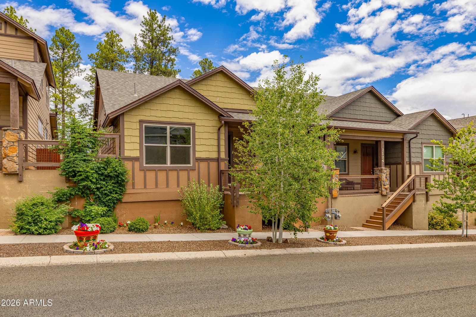 2526 W Josselyn Drive, Flagstaff, AZ 86001 — photo 2 of 22