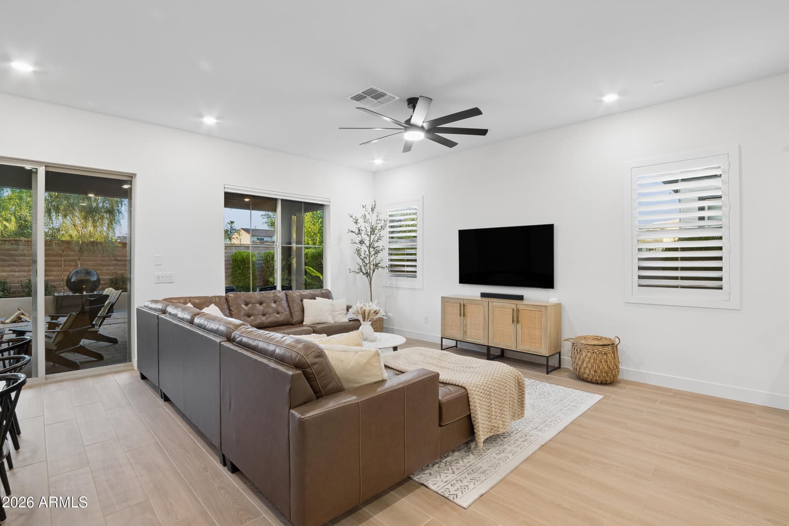 1444 E JUDE Lane, Gilbert, AZ 85298 — photo 12 of 93
