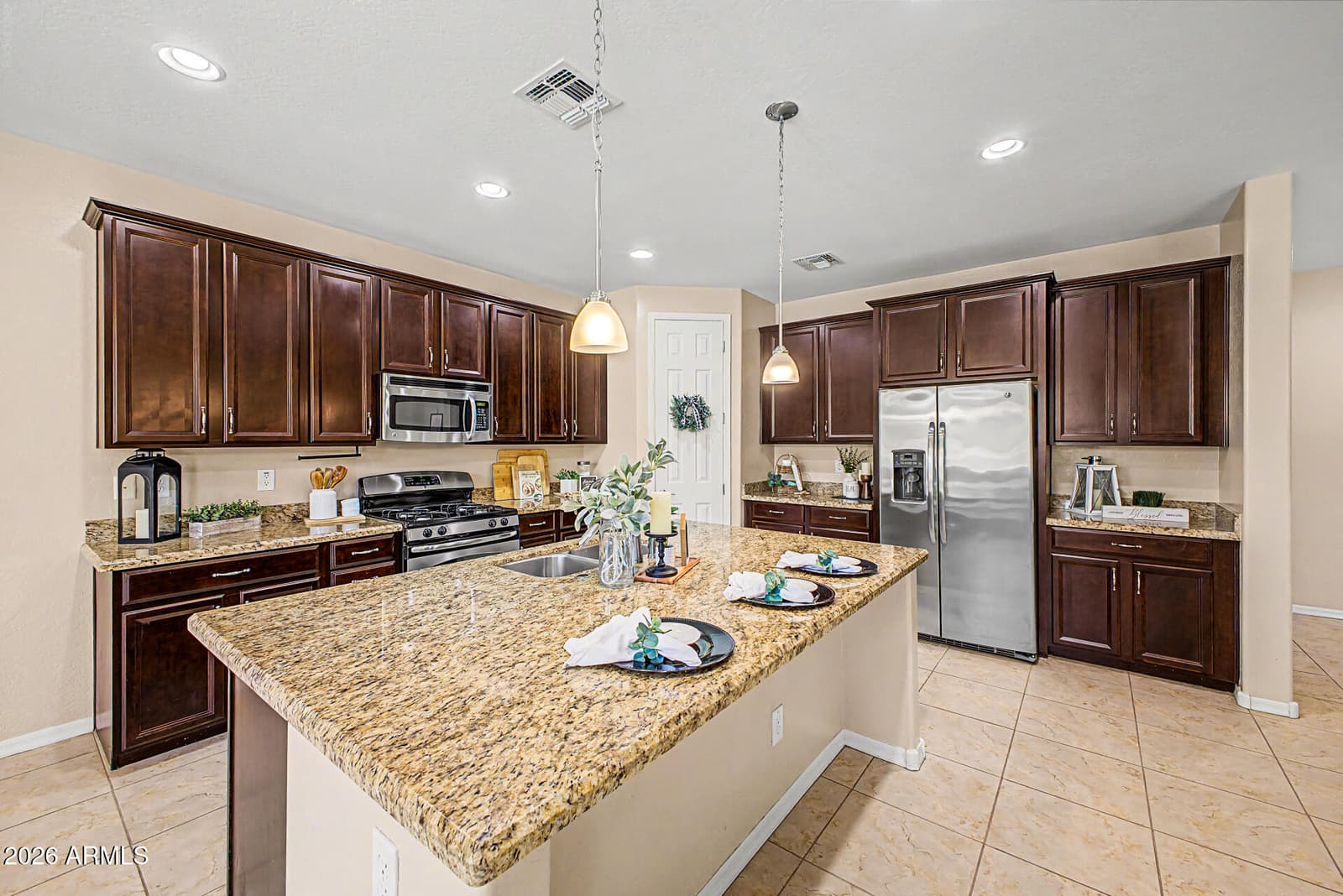3294 N SPRINGFIELD Street, Buckeye, AZ 85396 — photo 11 of 67