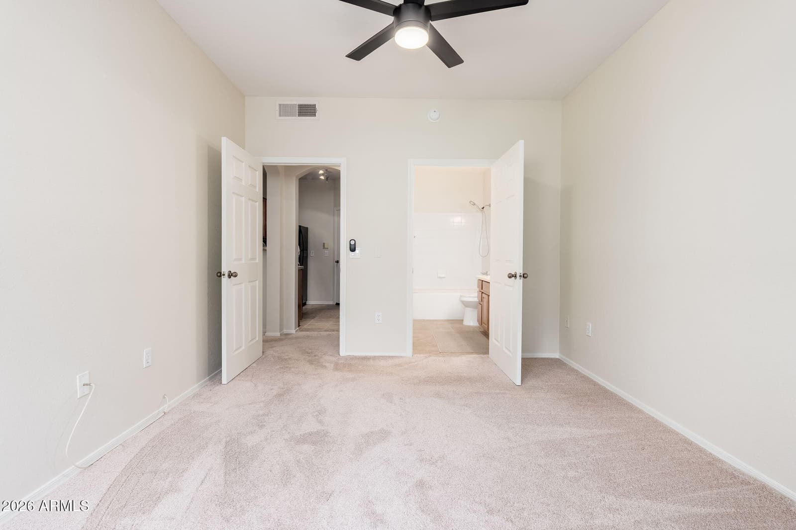 1411 E Orangewood Avenue 105, Phoenix, AZ 85020 — photo 15 of 30