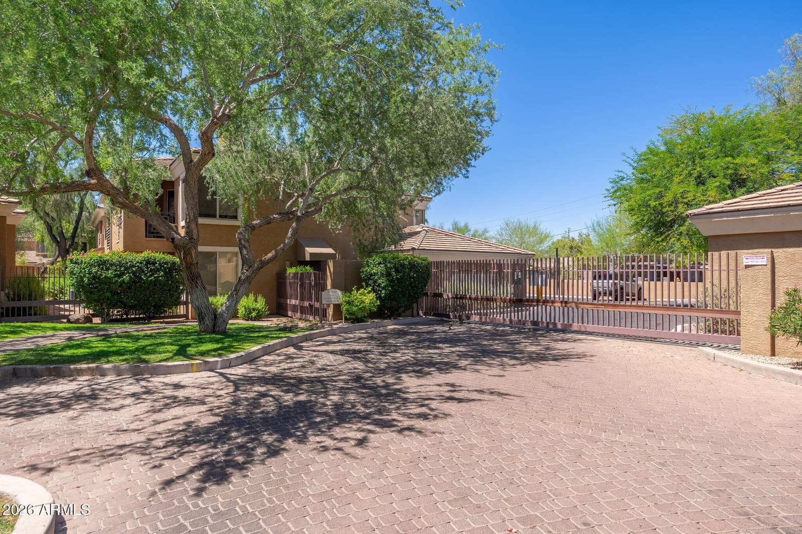 1411 E Orangewood Avenue 105, Phoenix, AZ 85020 — photo 30 of 30