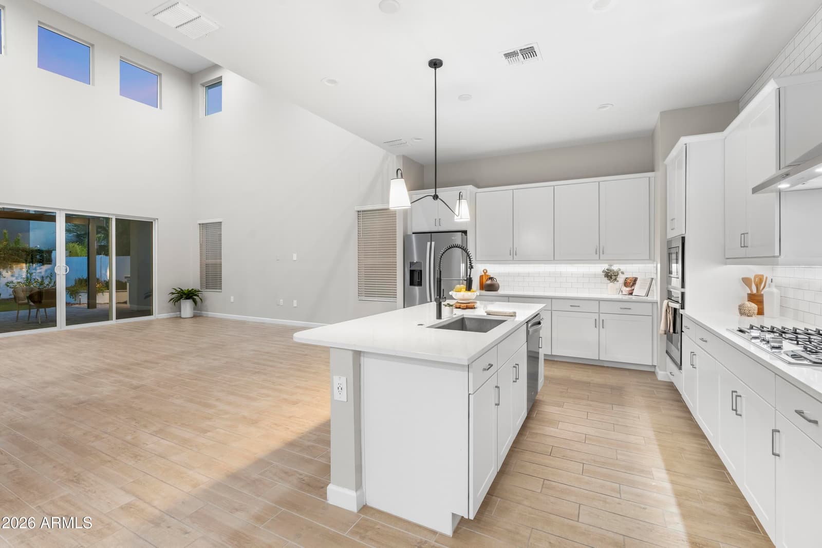 5131 E VILLAGE Drive, Scottsdale, AZ 85254 — photo 16 of 57