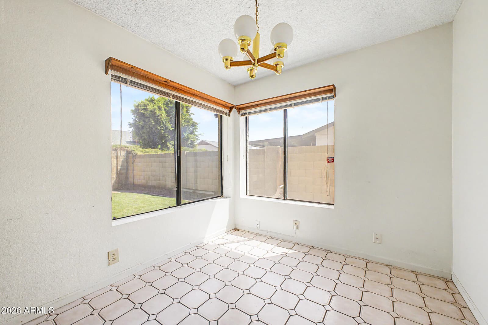 7408 W ASTER Drive, Peoria, AZ 85381 — photo 9 of 30