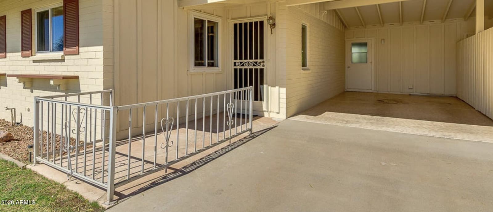 10328 W CLAIR Drive, Sun City, AZ 85351 — photo 3 of 8
