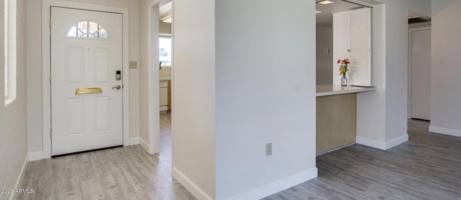 10328 W CLAIR Drive, Sun City, AZ 85351 — photo 4 of 8