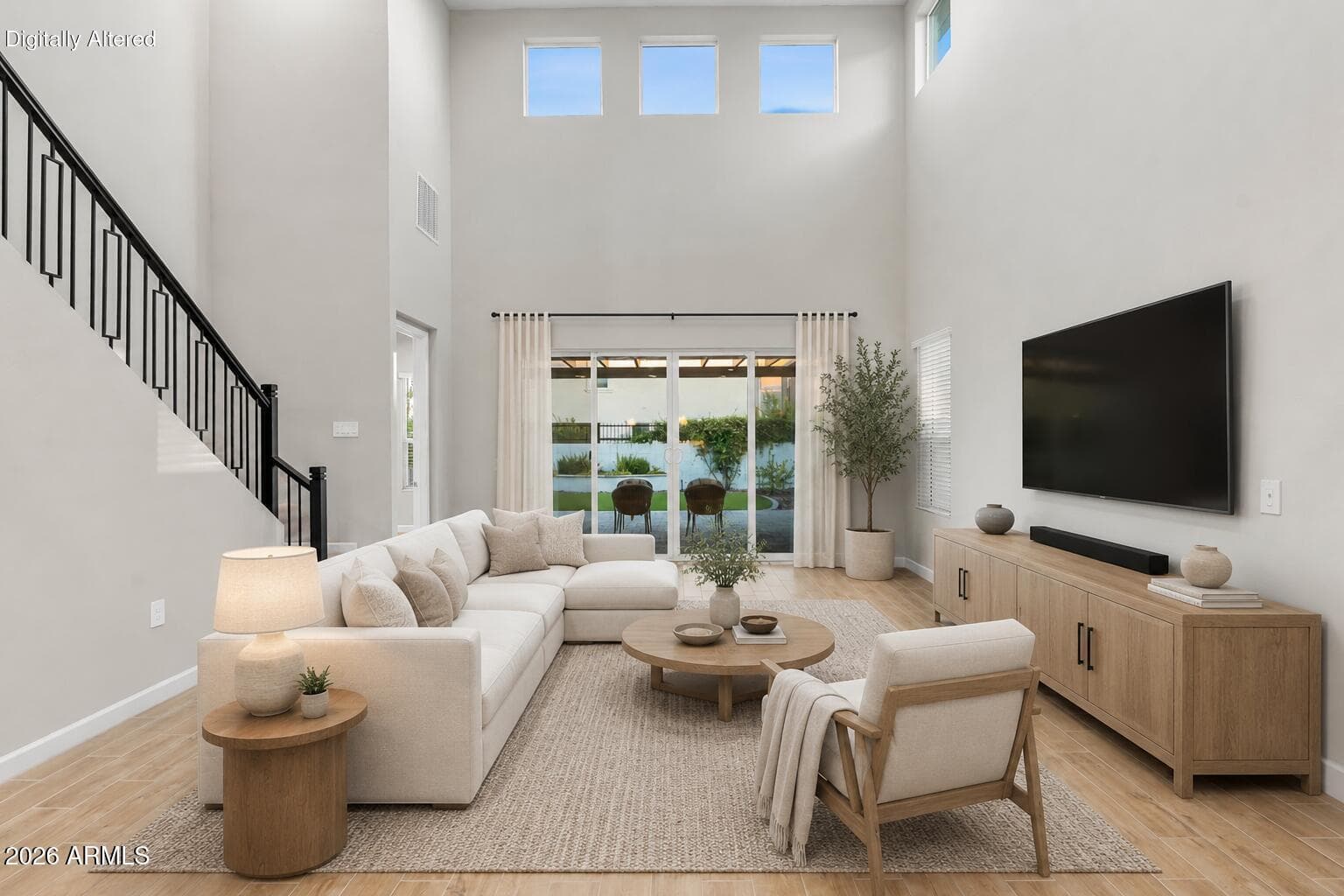 5131 E VILLAGE Drive, Scottsdale, AZ 85254 — photo 14 of 57