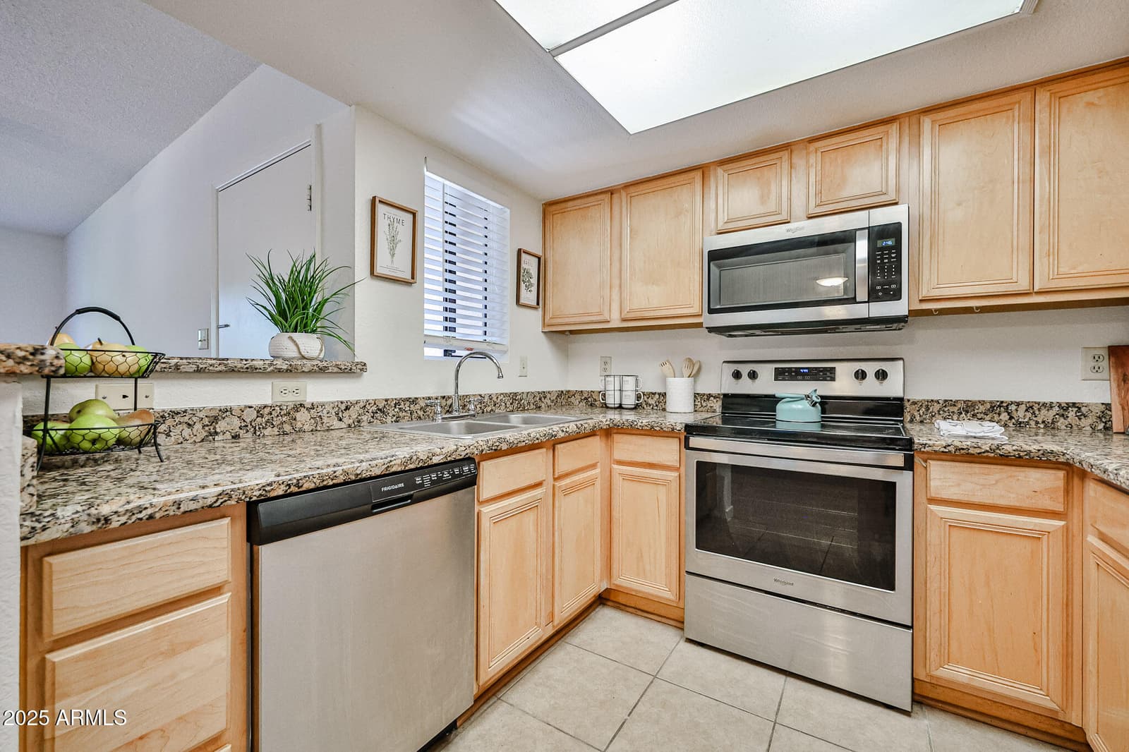 5757 W EUGIE Avenue 2068, Glendale, AZ 85304 — photo 12 of 22