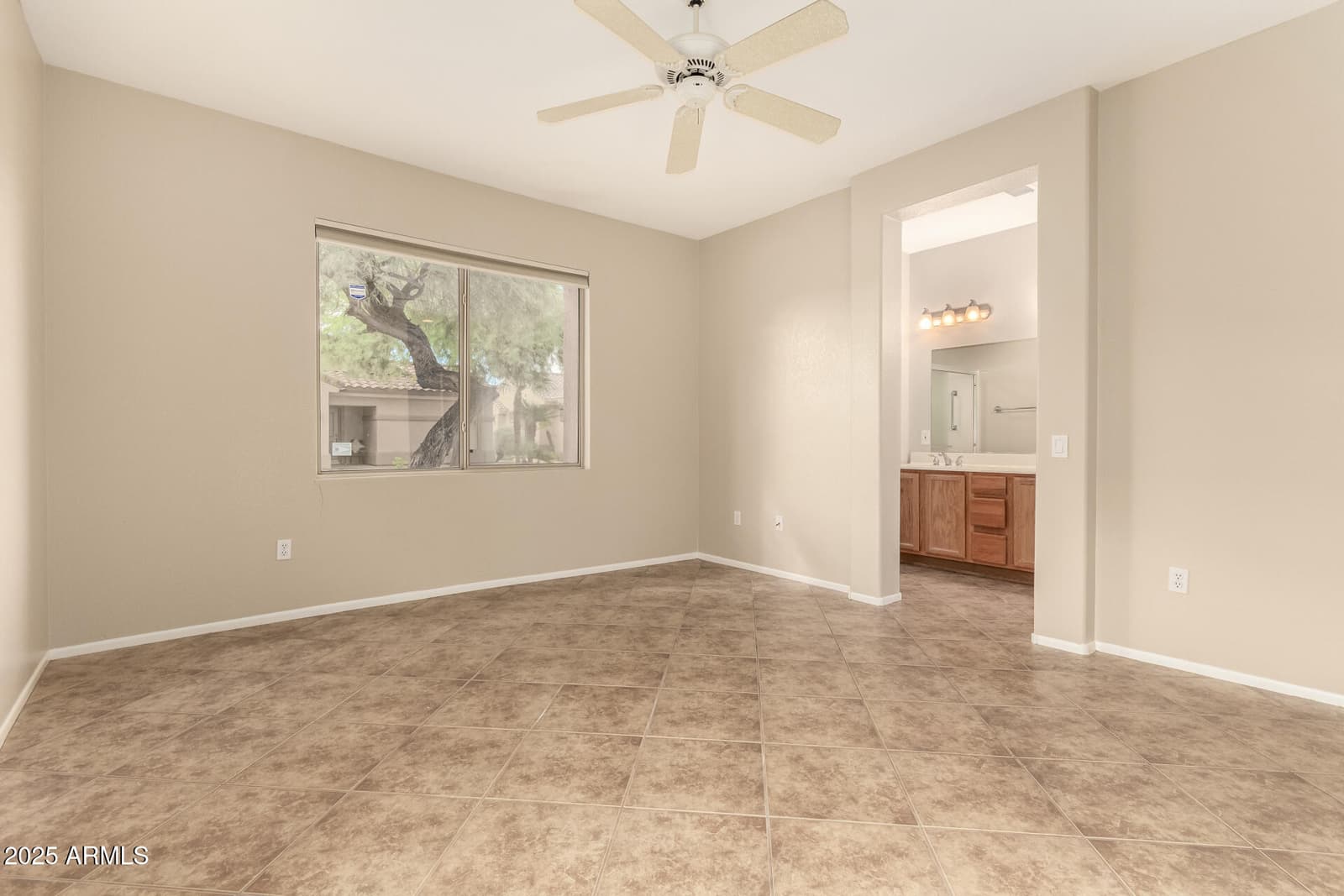 15907 W SUNSTONE Lane, Surprise, AZ 85374 — photo 21 of 39