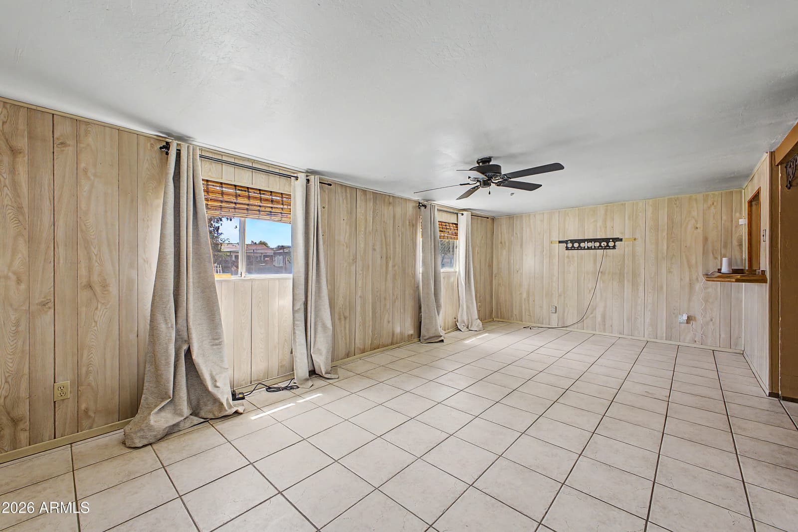 6622 N 62nd Drive W, Glendale, AZ 85301 — photo 8 of 12