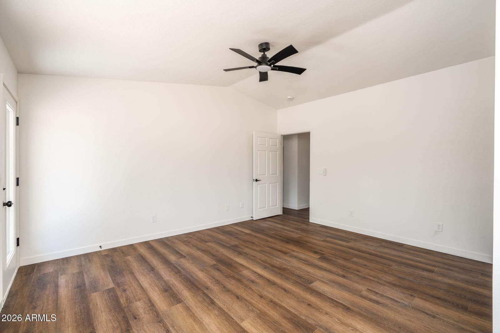 10375 E OAK CREEK VALLEY Drive, Cornville, AZ 86325 — photo 12 of 34