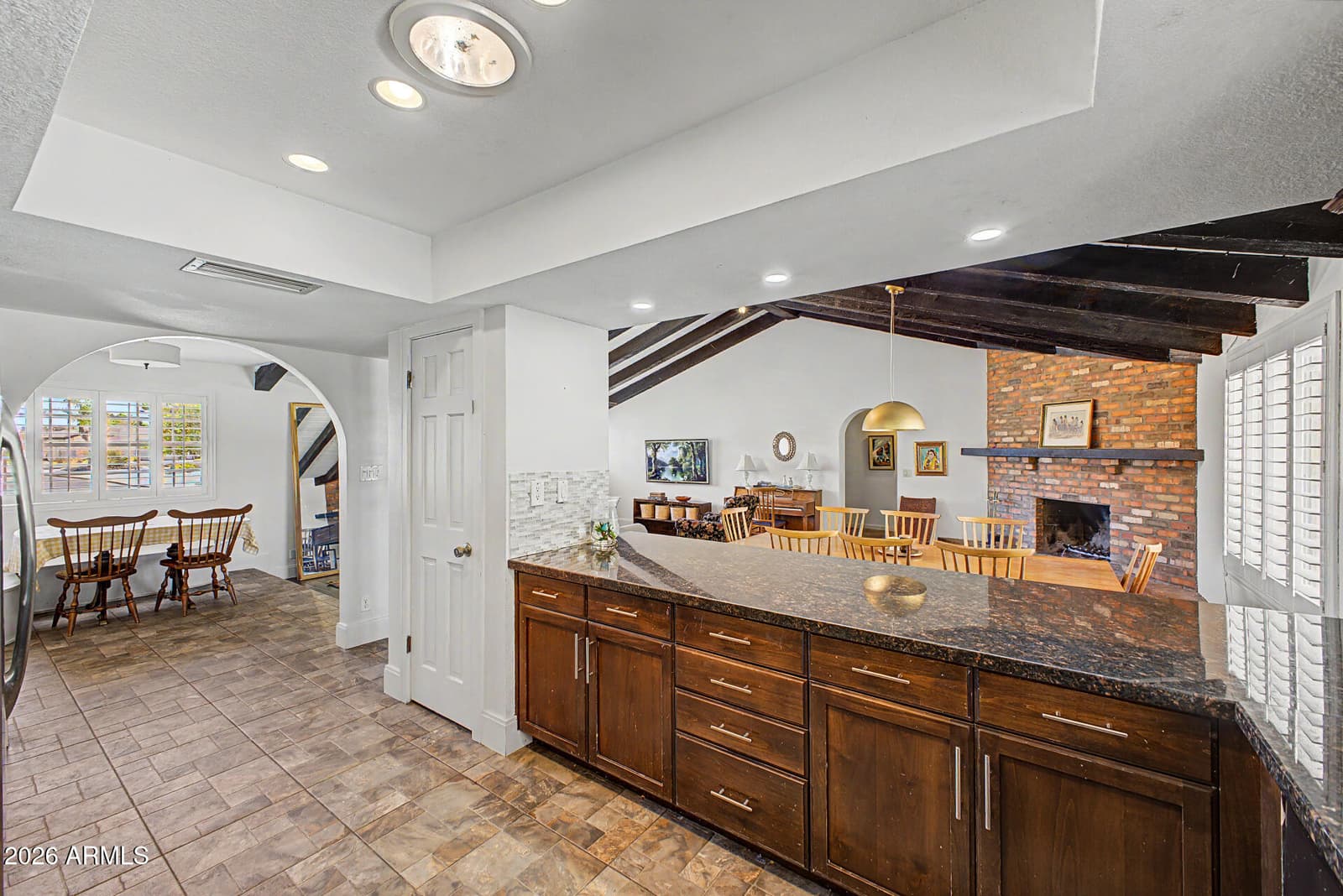 1518 N 24TH Street, Mesa, AZ 85213 — photo 13 of 33