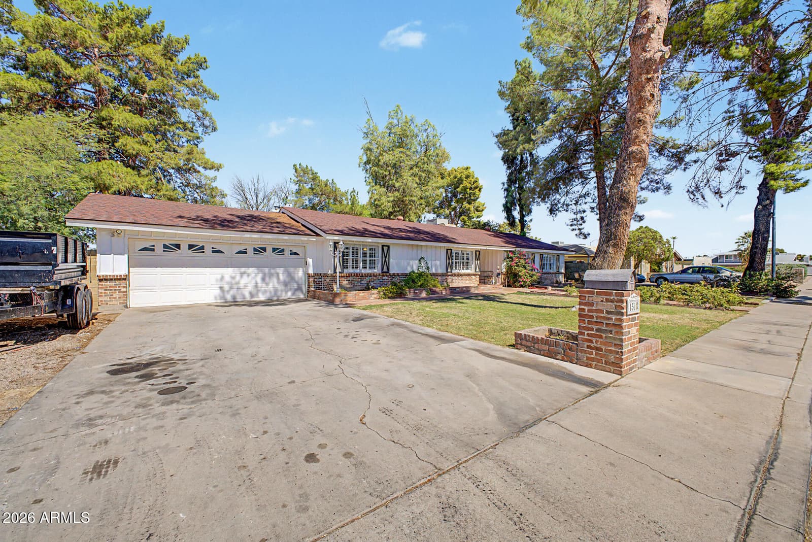 1518 N 24TH Street, Mesa, AZ 85213 — photo 4 of 33