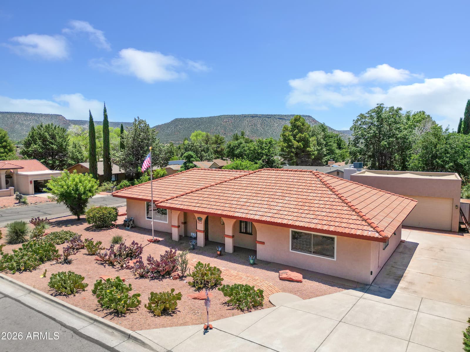 40 E Bell Rock Boulevard, Sedona, AZ 86351 — photo 3 of 9