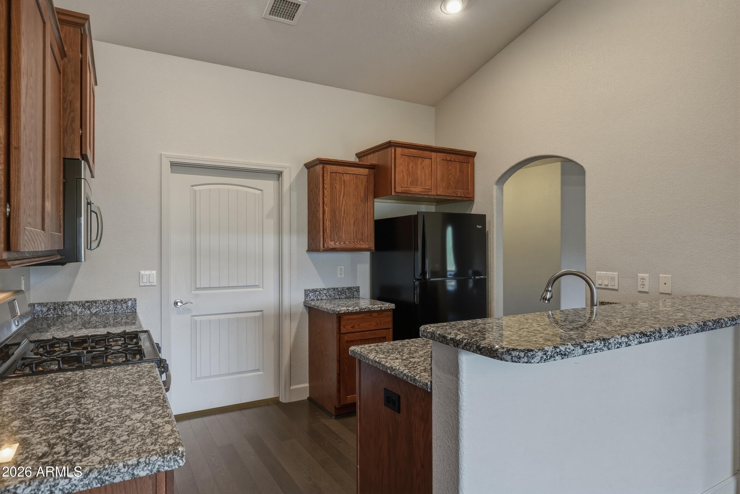 708 S RIDGEWAY Lane, Payson, AZ 85541 — photo 8 of 35