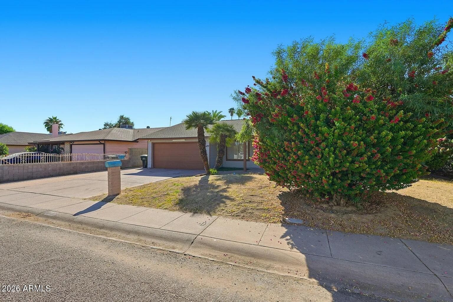 6437 W COLLEGE Drive, Phoenix, AZ 85033 — photo 3 of 3