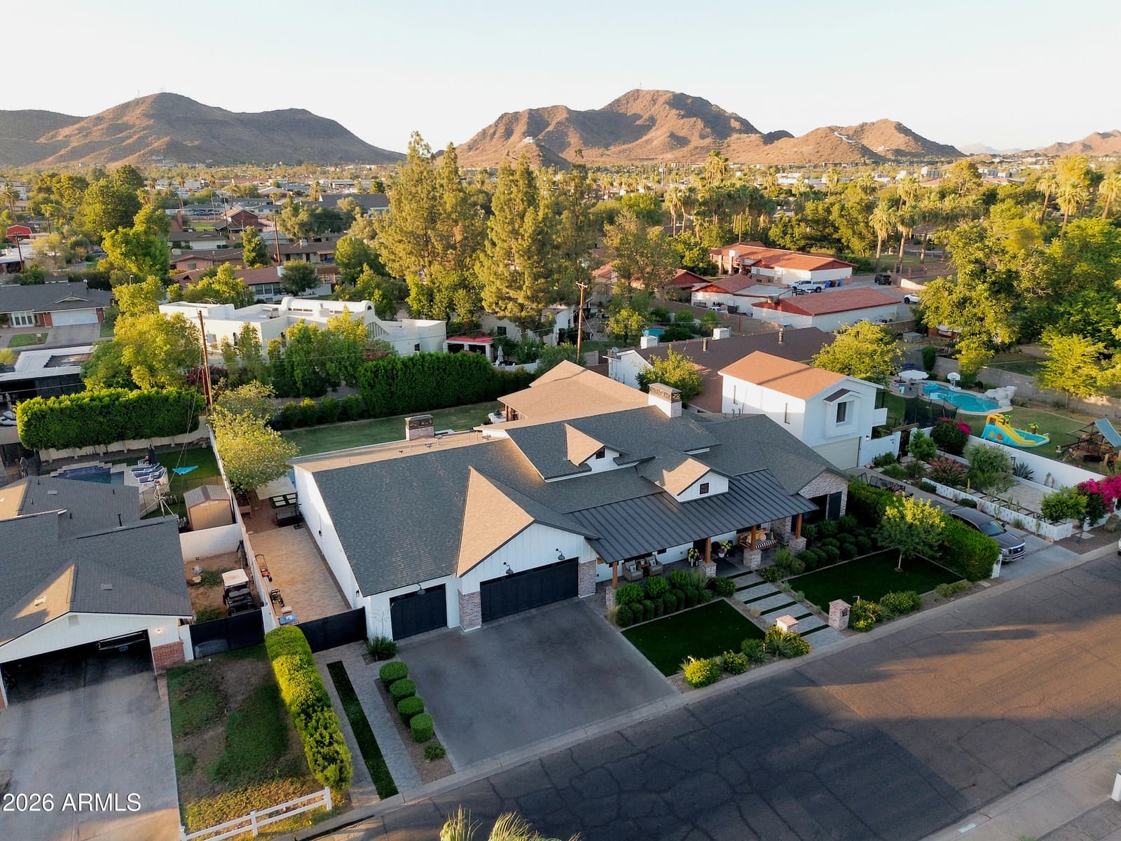 1144 W LAWRENCE Lane, Phoenix, AZ 85021 — photo 33 of 38
