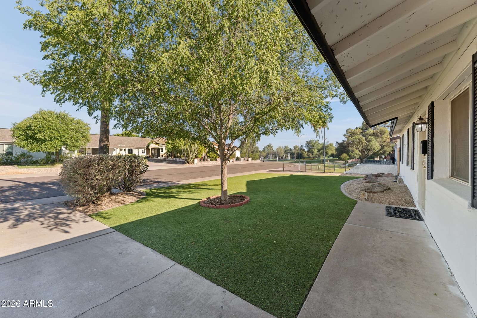 13842 N 37TH Way, Phoenix, AZ 85032 — photo 4 of 37