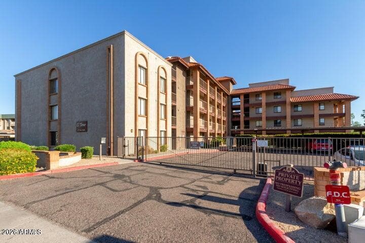 17 E RUTH Avenue 307, Phoenix, AZ 85020