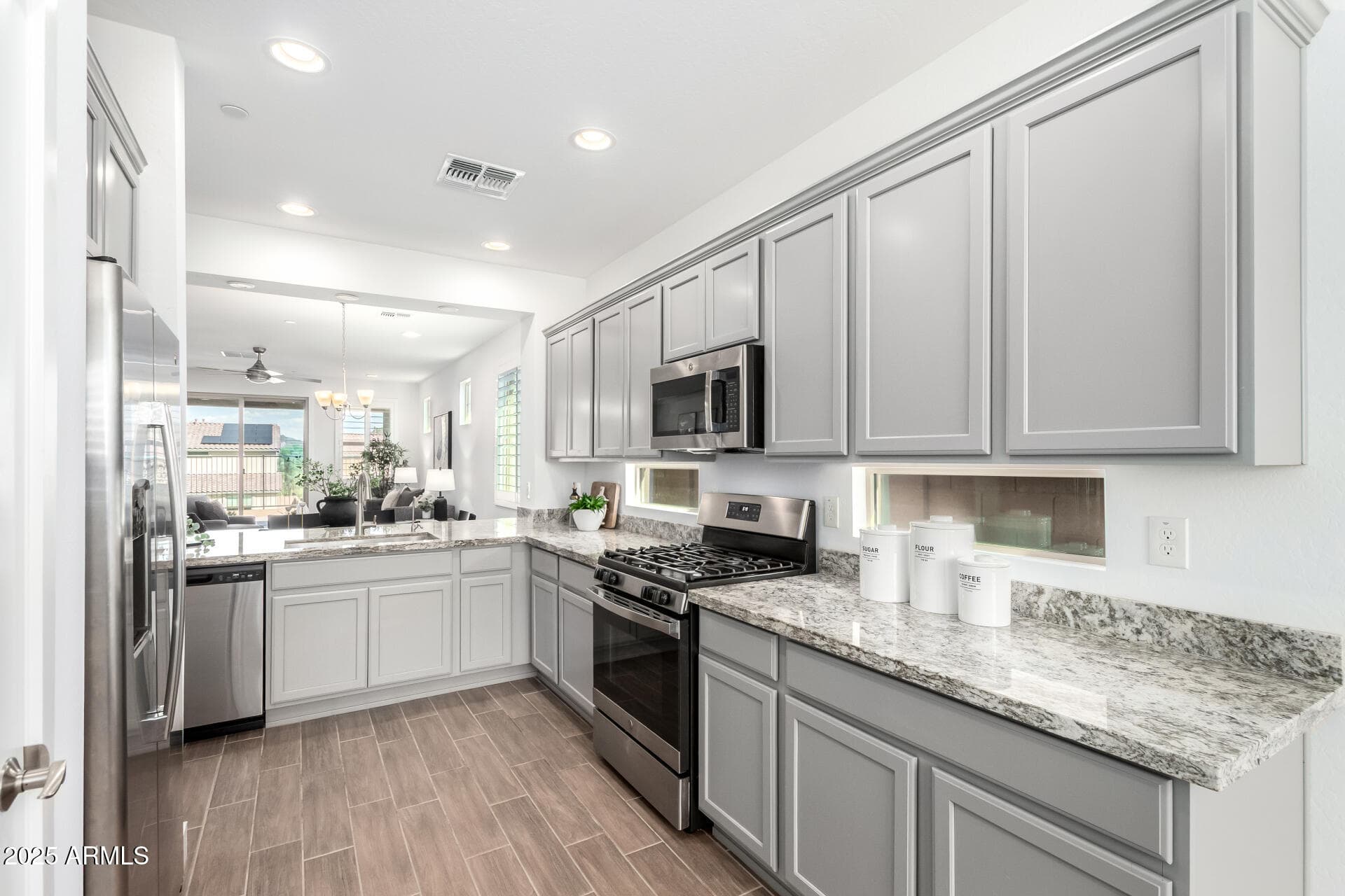 31853 N 124TH Drive, Peoria, AZ 85383 — photo 14 of 57