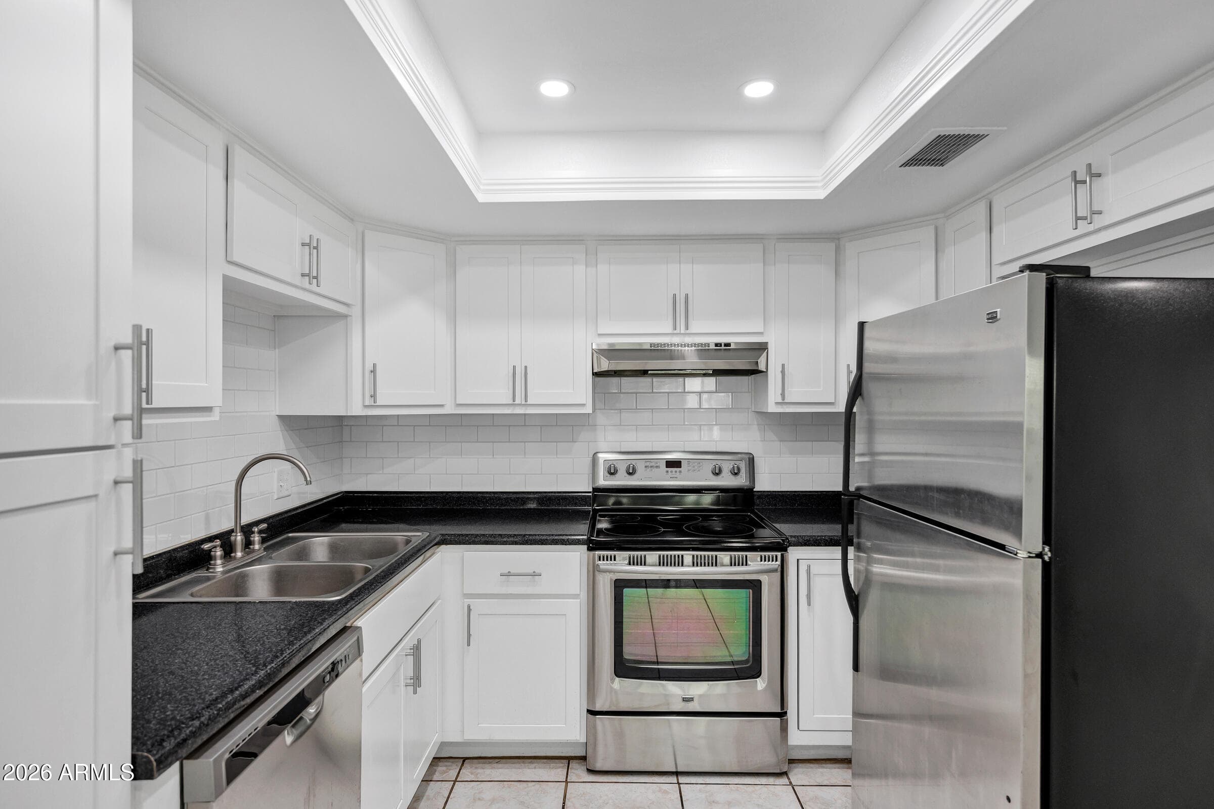 7930 E CAMELBACK Road 106, Scottsdale, AZ 85251 — photo 17 of 24