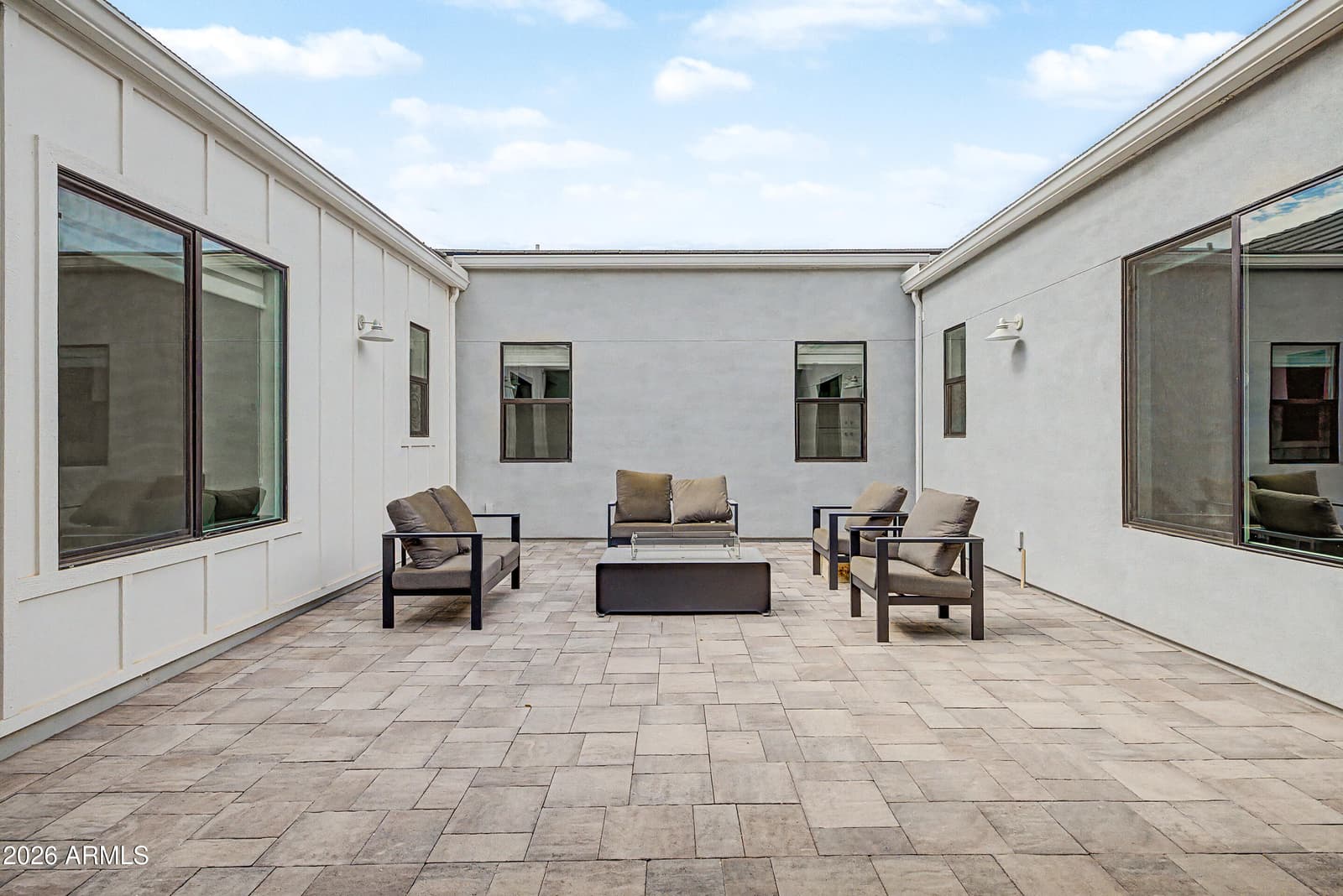 9407 S 13TH Way, Phoenix, AZ 85042 — photo 14 of 98