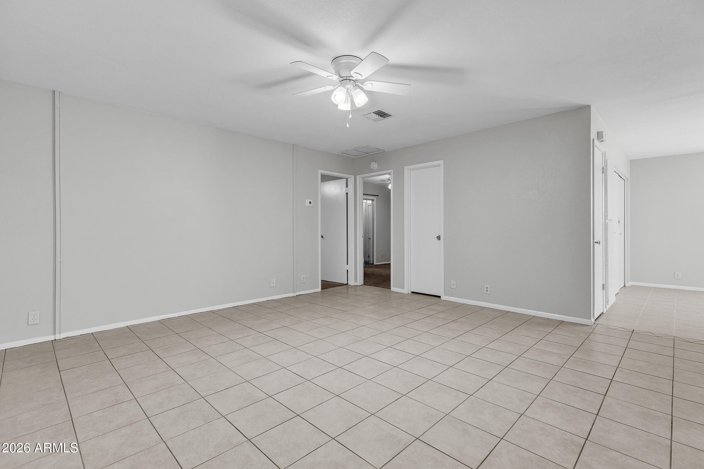 9021 W ELM Street 1, Phoenix, AZ 85037 — photo 9 of 31
