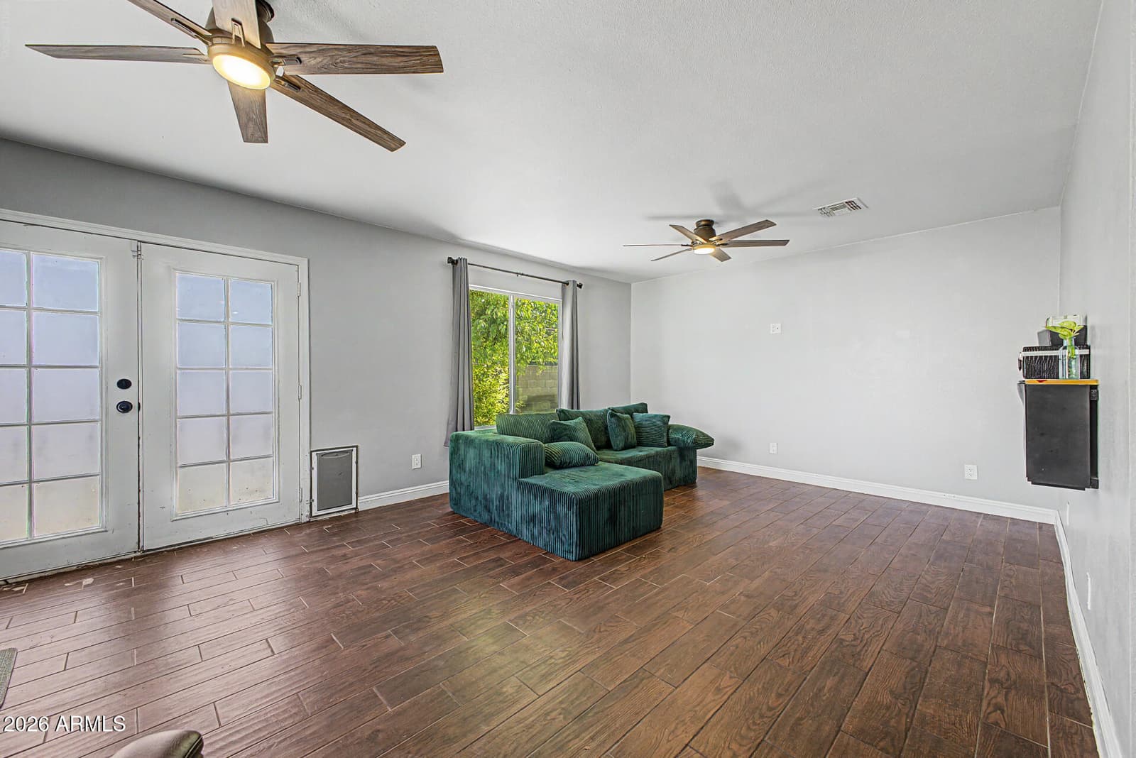 8615 W DIANA Avenue, Peoria, AZ 85345 — photo 11 of 34