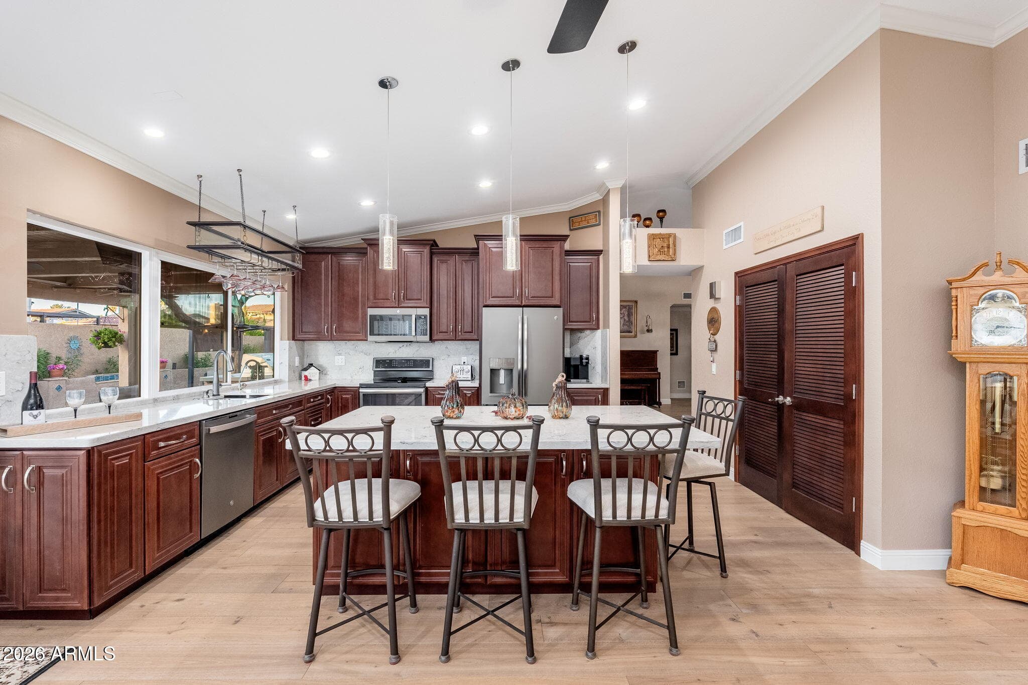 5726 E EVERETT Drive, Scottsdale, AZ 85254 — photo 11 of 81