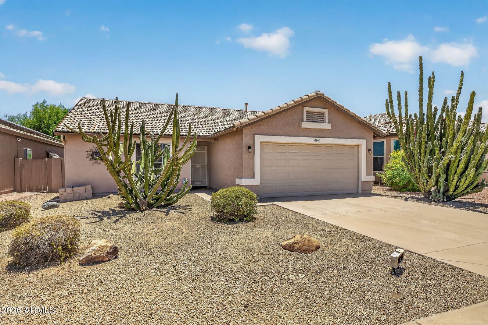 10263 W MOHAWK Lane, Peoria, AZ 85382 — photo 1 of 81