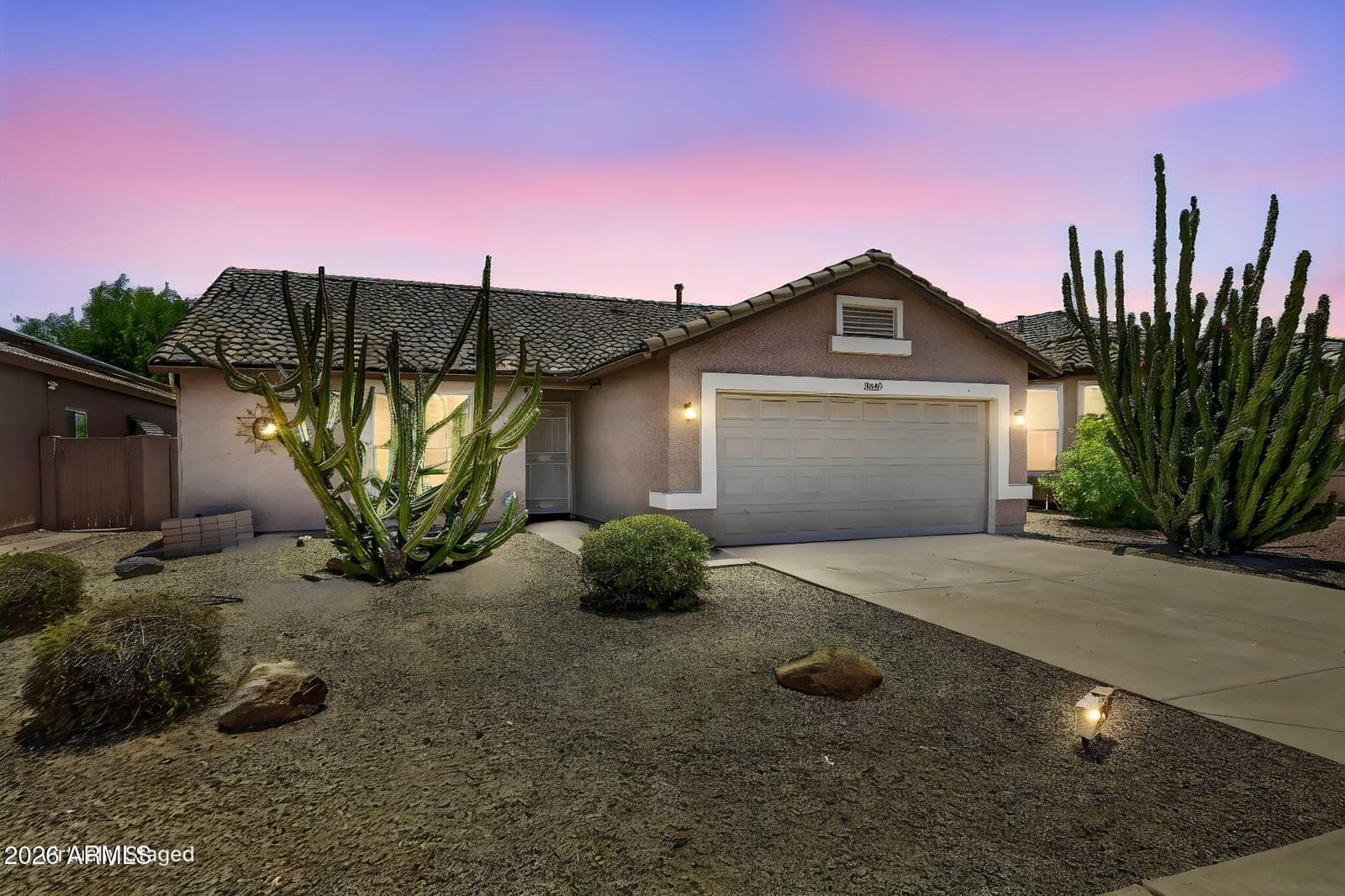 10263 W MOHAWK Lane, Peoria, AZ 85382 — photo 2 of 81