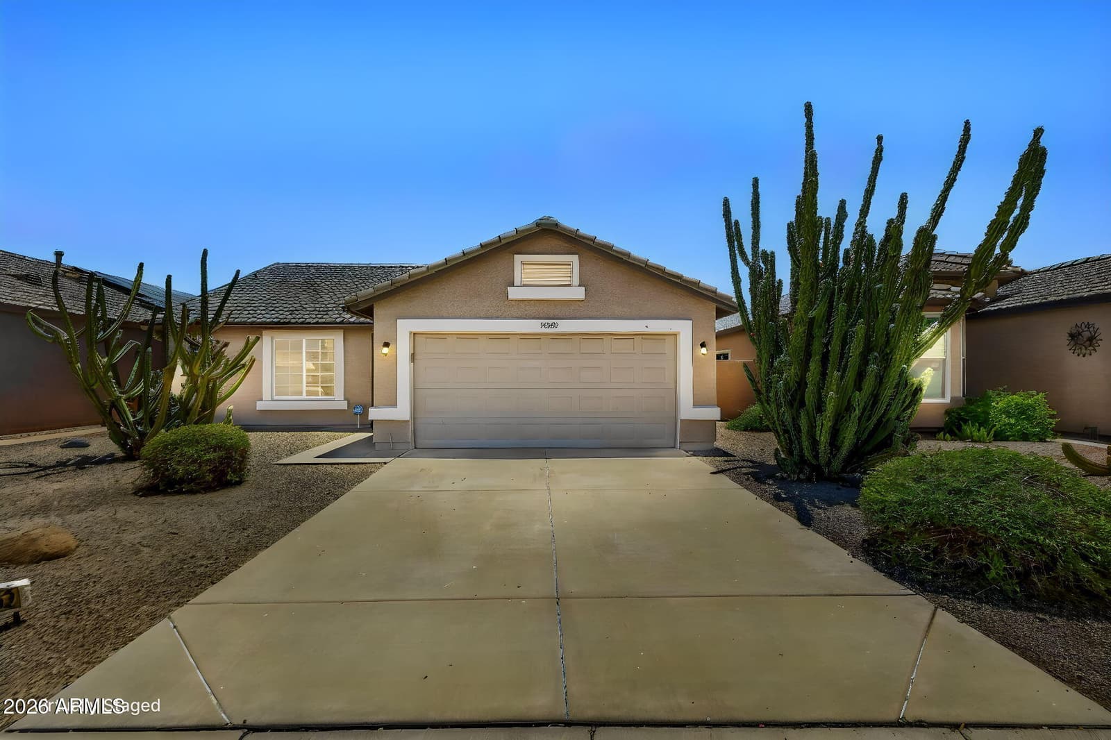 10263 W MOHAWK Lane, Peoria, AZ 85382 — photo 4 of 81
