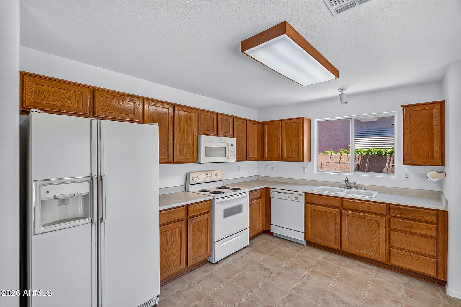 10263 W MOHAWK Lane, Peoria, AZ 85382 — photo 16 of 81