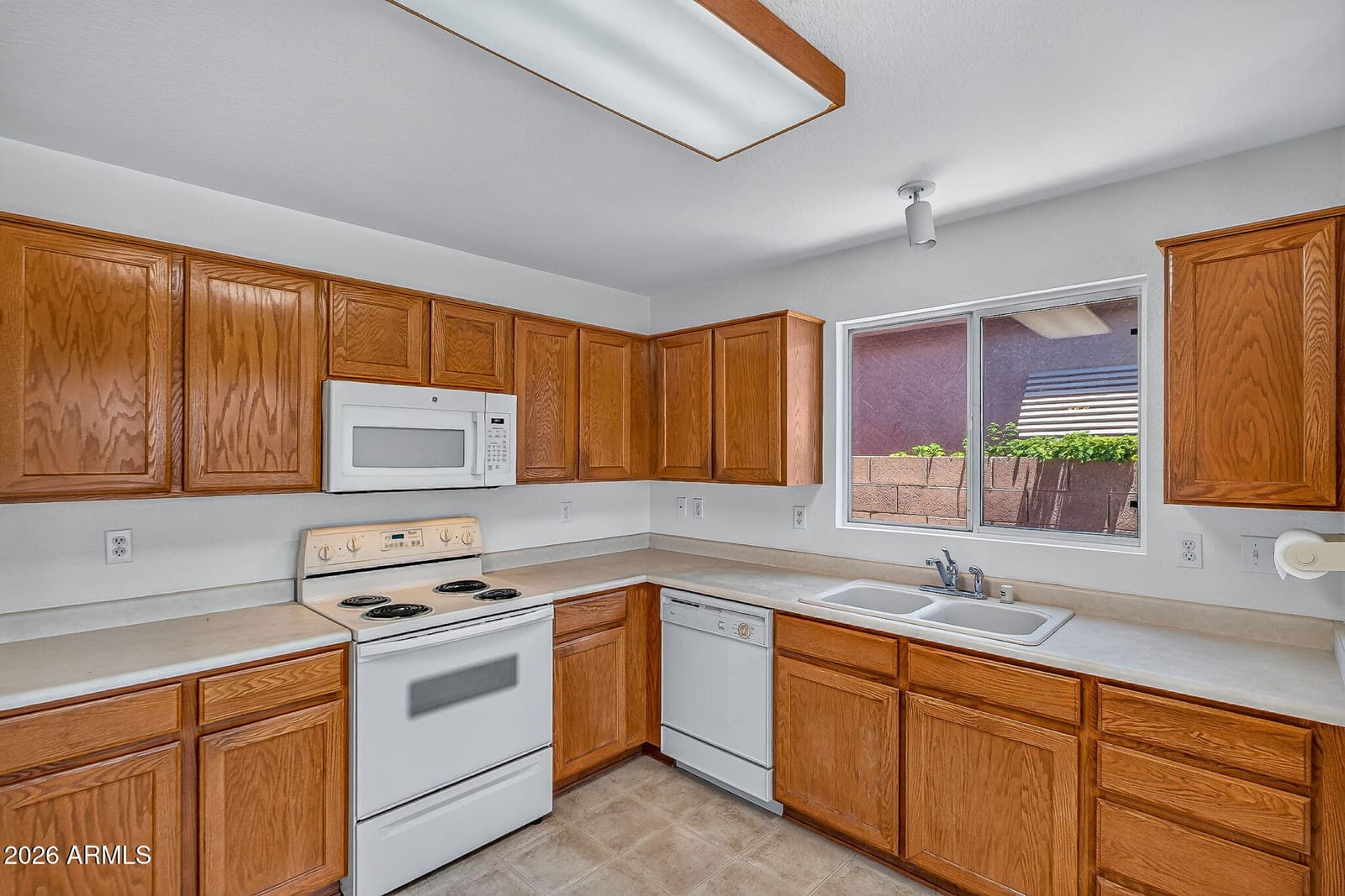 10263 W MOHAWK Lane, Peoria, AZ 85382 — photo 17 of 81