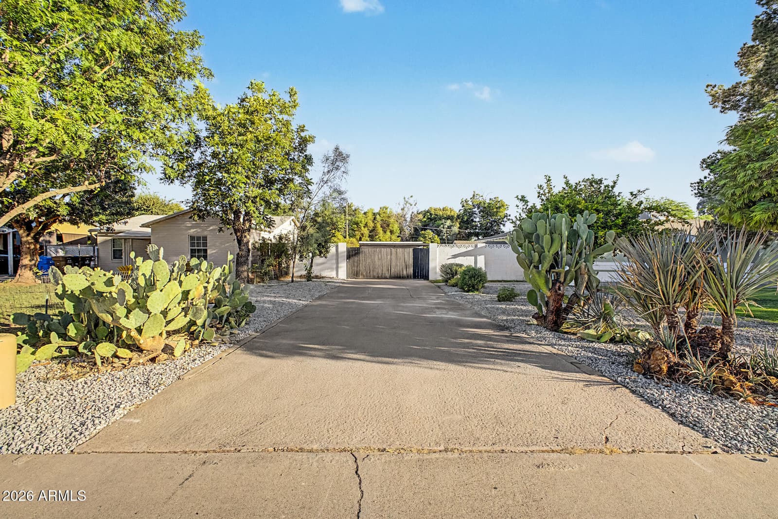 2213 E Windsor Avenue, Phoenix, AZ 85006 — photo 5 of 33