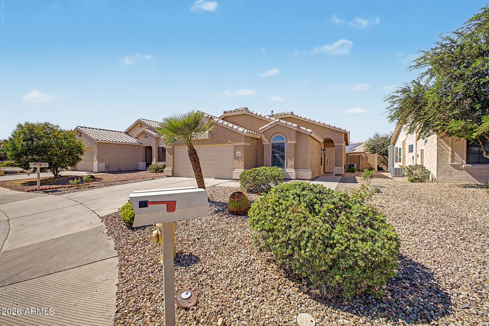 18048 W SPENCER Drive, Surprise, AZ 85374 — photo 5 of 31