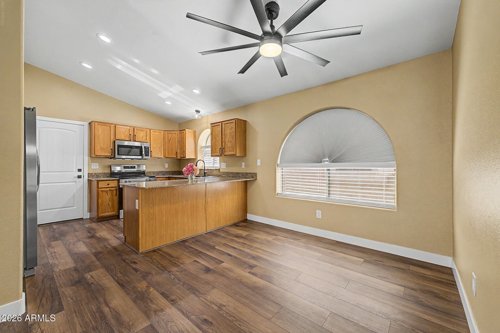 18048 W SPENCER Drive, Surprise, AZ 85374 — photo 11 of 31
