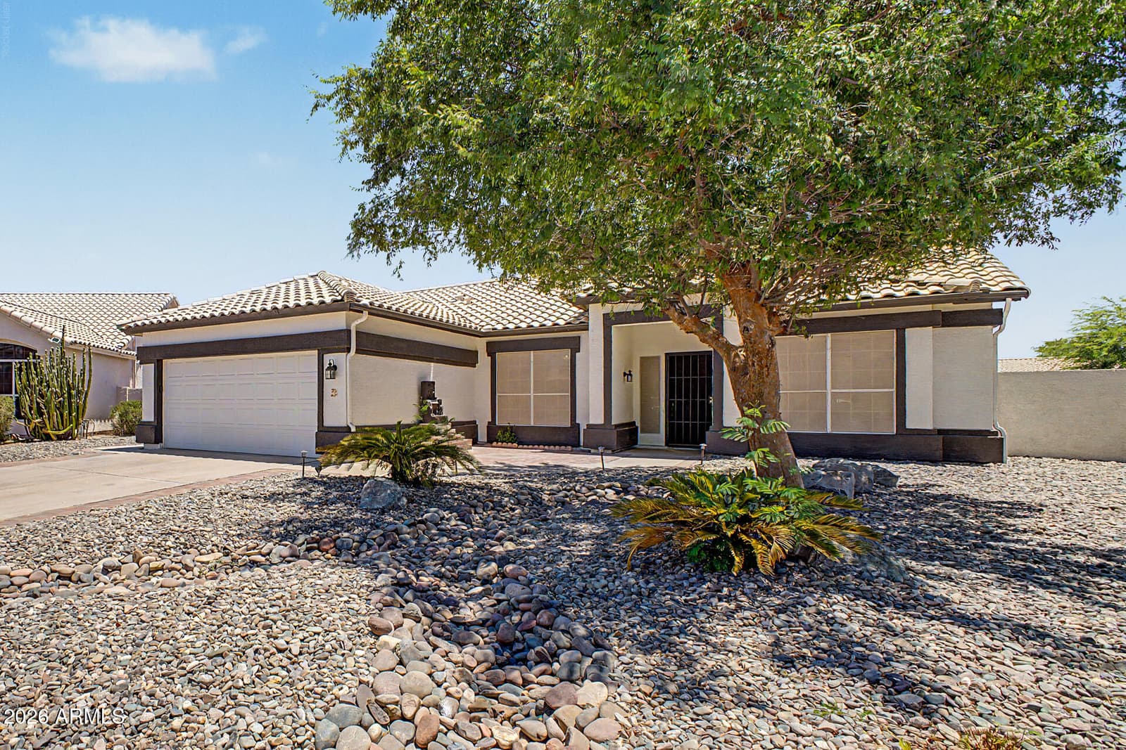 373 W PRIMOROSO Drive, Gilbert, AZ 85233 — photo 2 of 47
