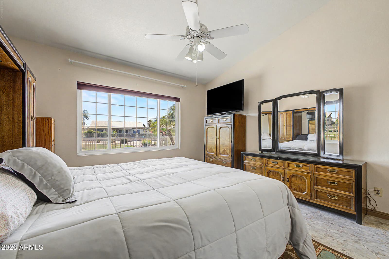 373 W PRIMOROSO Drive, Gilbert, AZ 85233 — photo 13 of 47