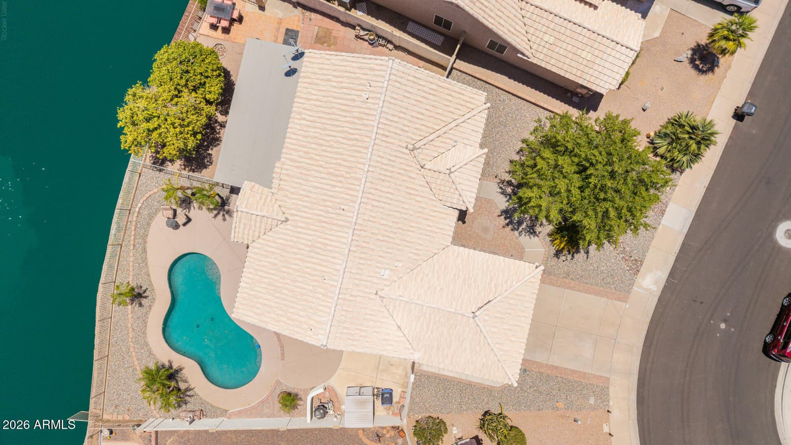 373 W PRIMOROSO Drive, Gilbert, AZ 85233 — photo 36 of 47
