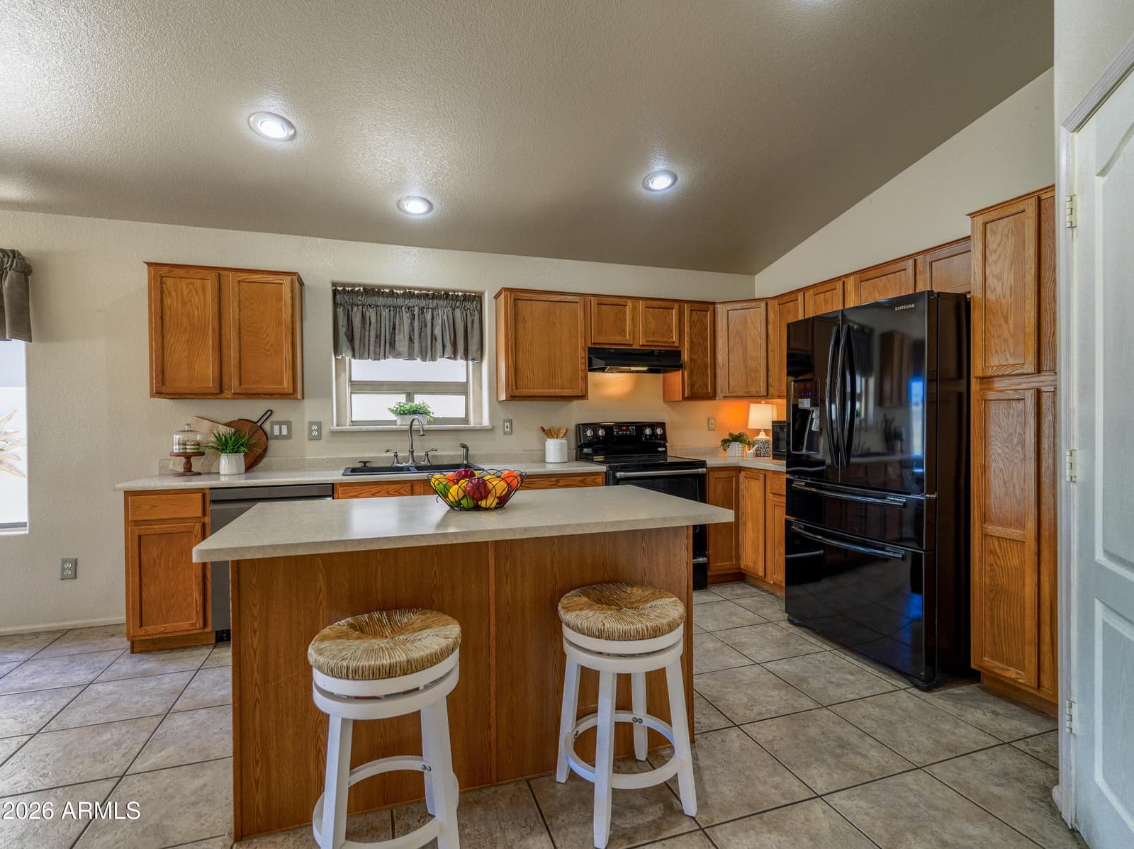 23041 S 212TH Place, Queen Creek, AZ 85142 — photo 12 of 48