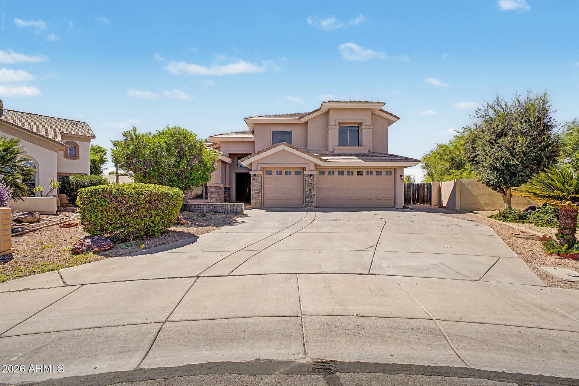 3520 S VELERO Street, Chandler, AZ 85286 — photo 5 of 61