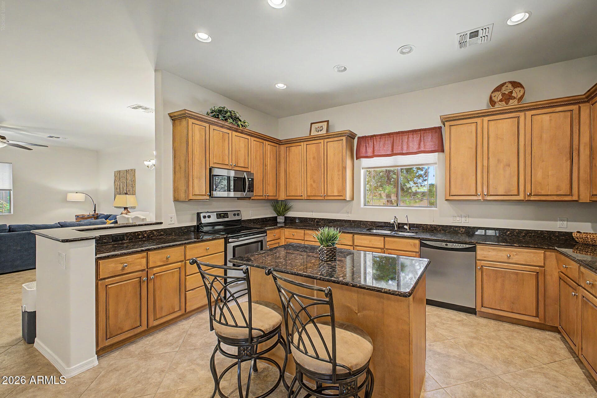 6202 E MCKELLIPS Road Unit 3, Mesa, AZ 85215 — photo 5 of 38