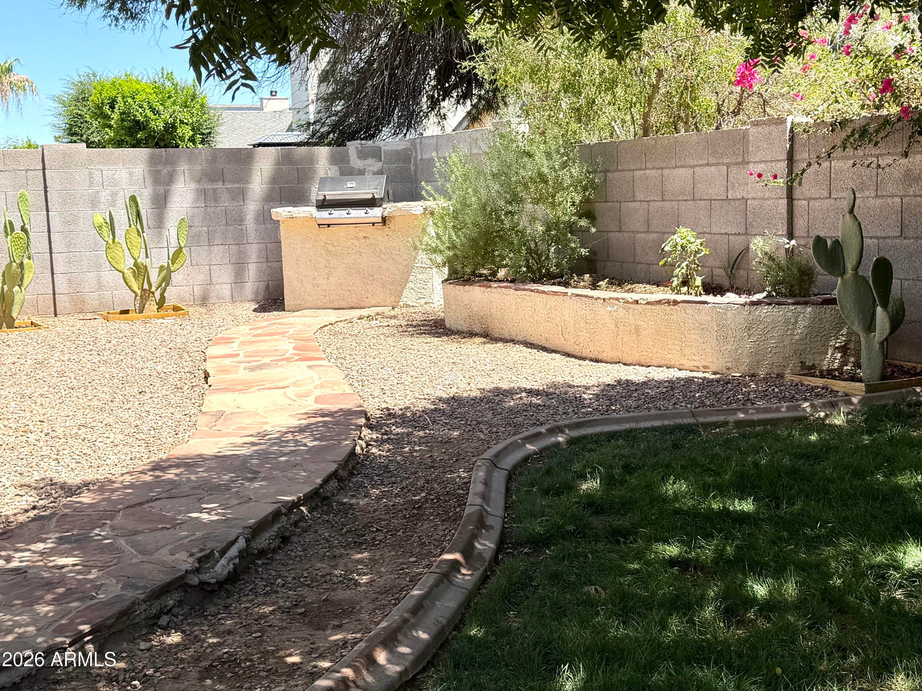 8877 W MORNINGSIDE Drive, Peoria, AZ 85382 — photo 20 of 30