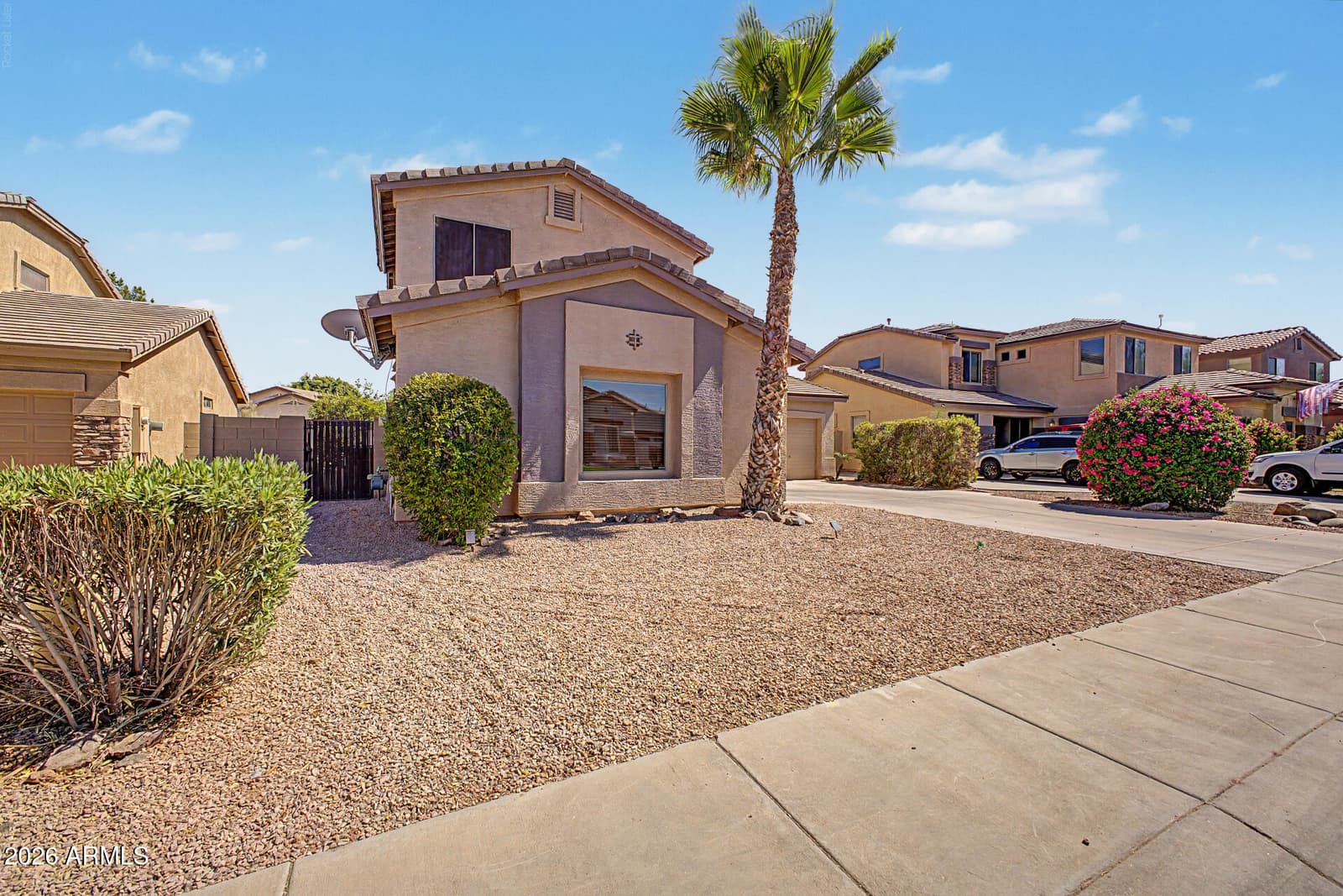 2567 E REMINGTON Place, Chandler, AZ 85286 — photo 3 of 51